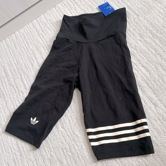 NWT 2XS high rise ADICOLOR NEUCLASSICS BIKE LEGGINGS tight fit black/ cream - Picture 2 of 14